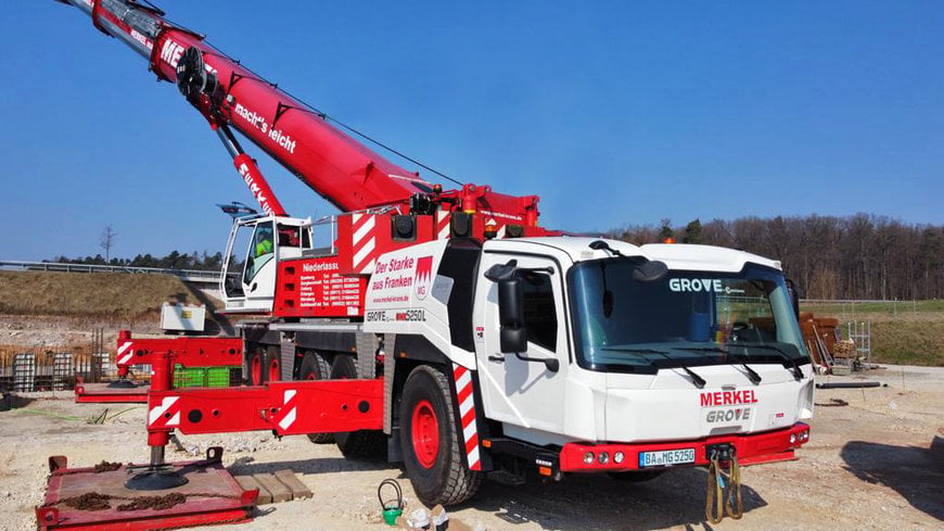 Manitowoc: Merkel Autokrane selects pair of Grove cranes for complex tandem lift 